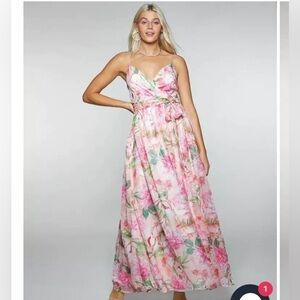 NWT TRIXXI Womens Juniors Floral Glitter Formal Dress